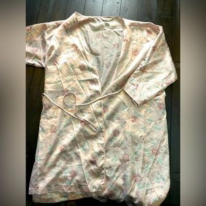 Satin short robe floral design XL